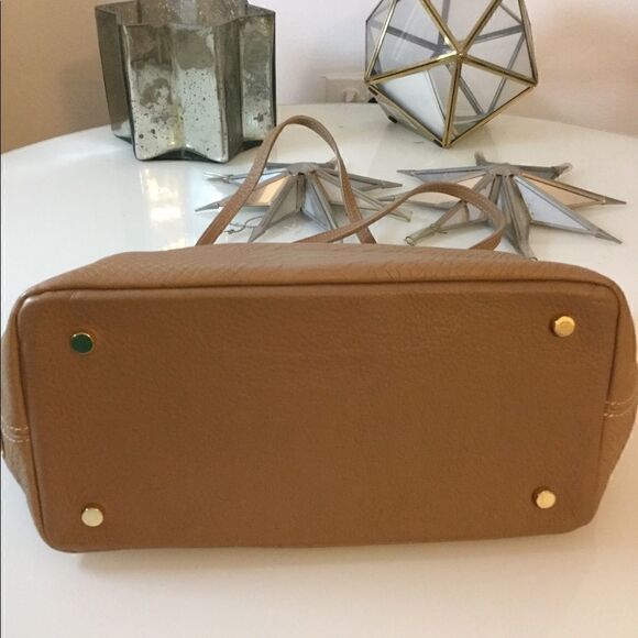 NWT GiGi New York, Sand python pebbled bag 16x10x4 - Picture 3 of 8